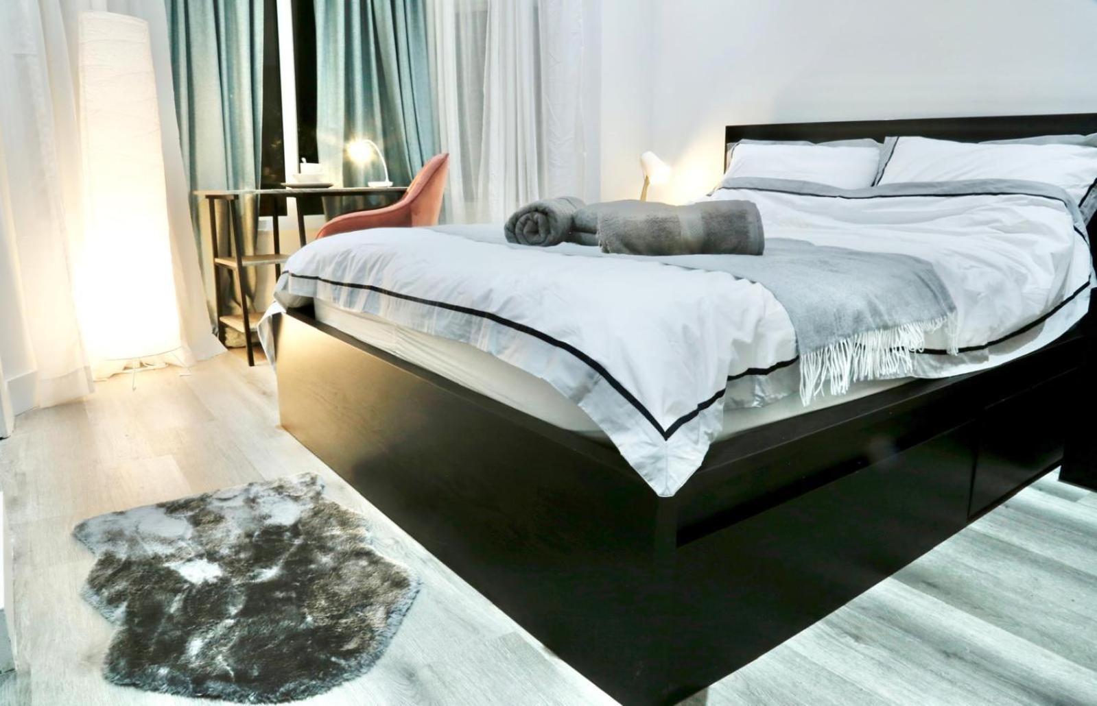 Special Beautiful Flat - Professional *